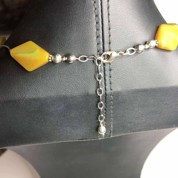 2093 Golden Agate Bead twist Necklace 16-18” - Picture 2 of 2